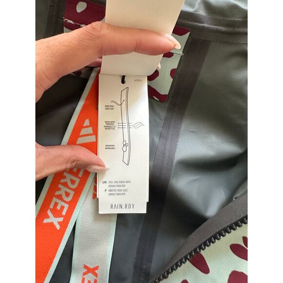 Adidas Terrex x Stella McCartney 2L Leopard Jacket - Size S - Picture 14 of 16